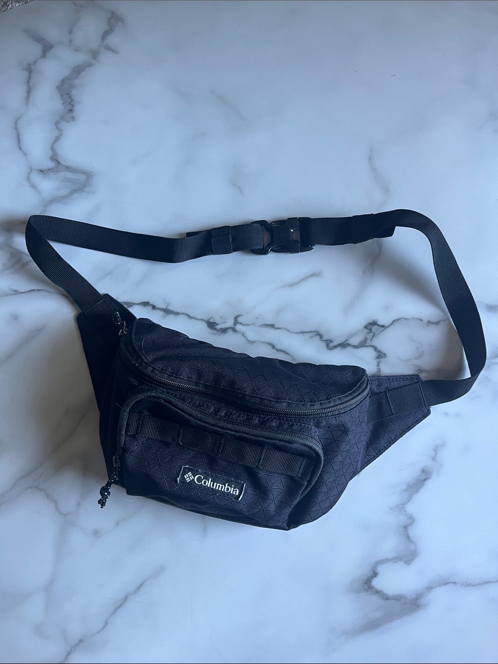 Columbia Black Quilted Waist Pack - Belt Bag